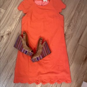 Peach coral scalloped hem shift dress